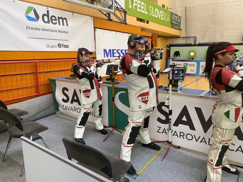 Sheileen Waibel + Alexander Schmirl beim Mixed Training Sheileen Waibel + Alexander Schmirl beim Mixed Training